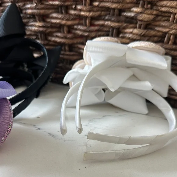 3 Set of 2 Elegant Black, White, and Purple Glitter/Shimmer Bow Headbands - Picture 4 of 4